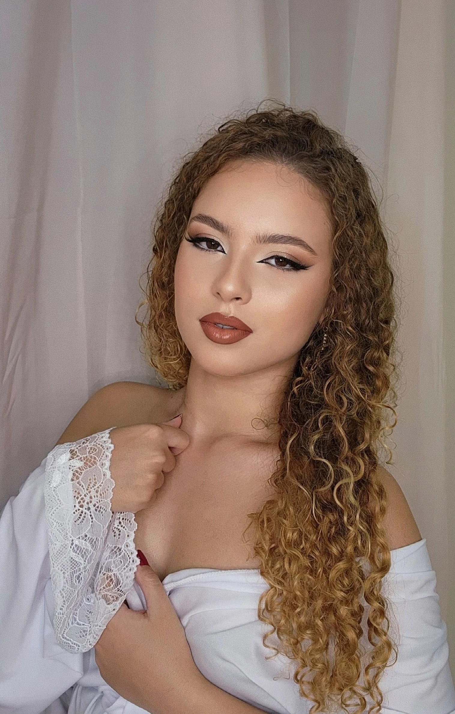 Resultado de maquiagem realizado pela Duda Makeup, foto 9.